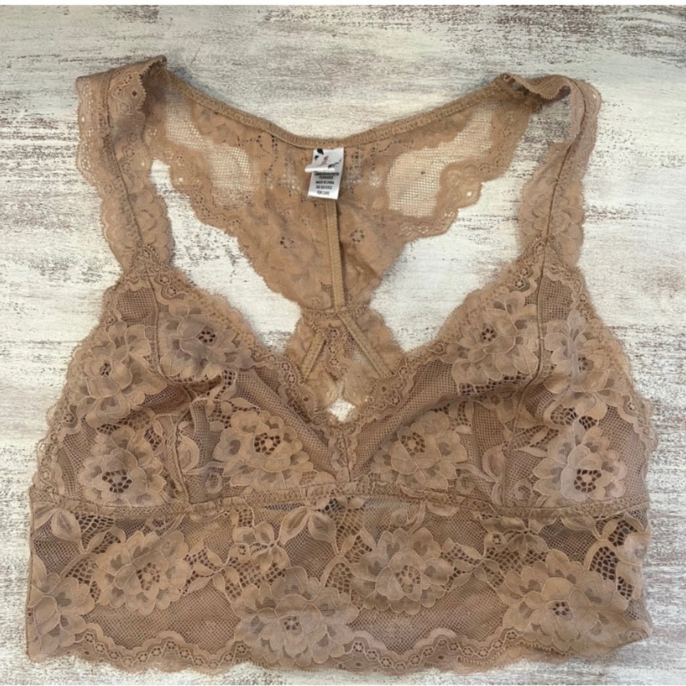 Size L  Wishlist women’s Tan Nude Lace Racerback Bralette Bra